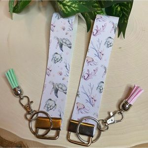 Summer Sea Turtles Printed Faux Leather Keychain (price is for 1)
